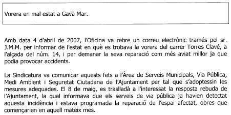 Extracte de l'informe del Síndic municipal de Greuges de Gavà en el que s'hi inclou una queixa pel mal estat del carrer Torres Clavé de Gavà Mar